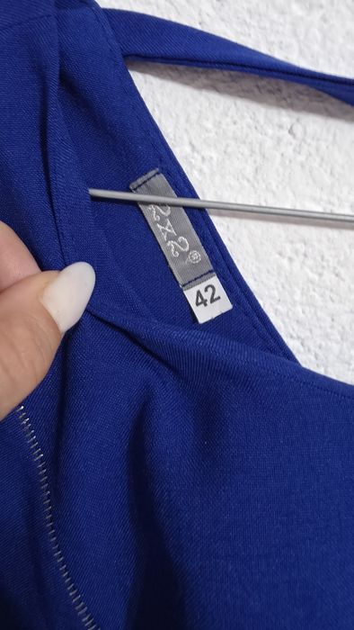 Elegancka chabrowa sukienka na wesele koktajlowa MIDI butik