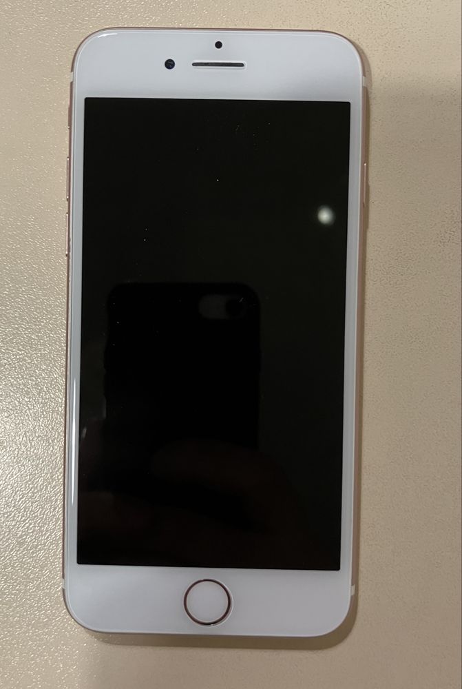iPhone 7 32гб pink (дуже гарний стан)