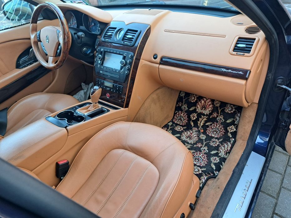 Maserati quattroporte mały przebieg 4.2 skrzynia zf