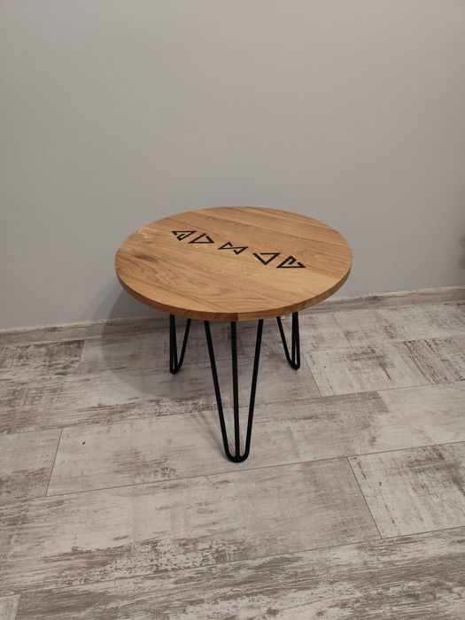 Stolik kawowy dębowy zalewany żywicą The Witcher