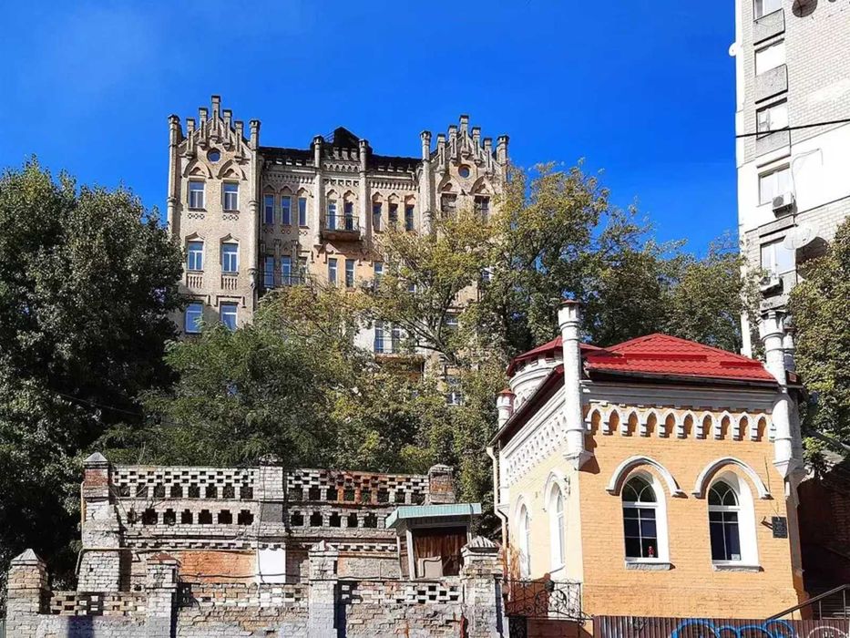 Продаж квартири в історичному центрі, 122кв вул. Гончара 60