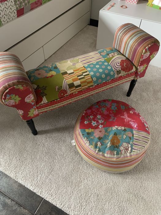 Banco de Pé de Cama Madeira, Tecido / Pufe redondo
