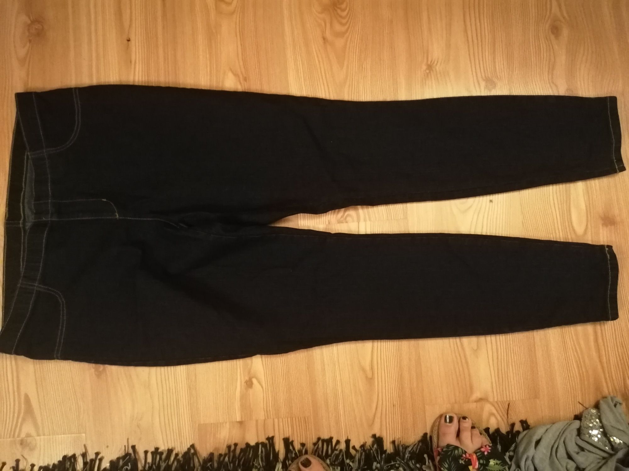 Spodnie dżinsowe rozmiar 44