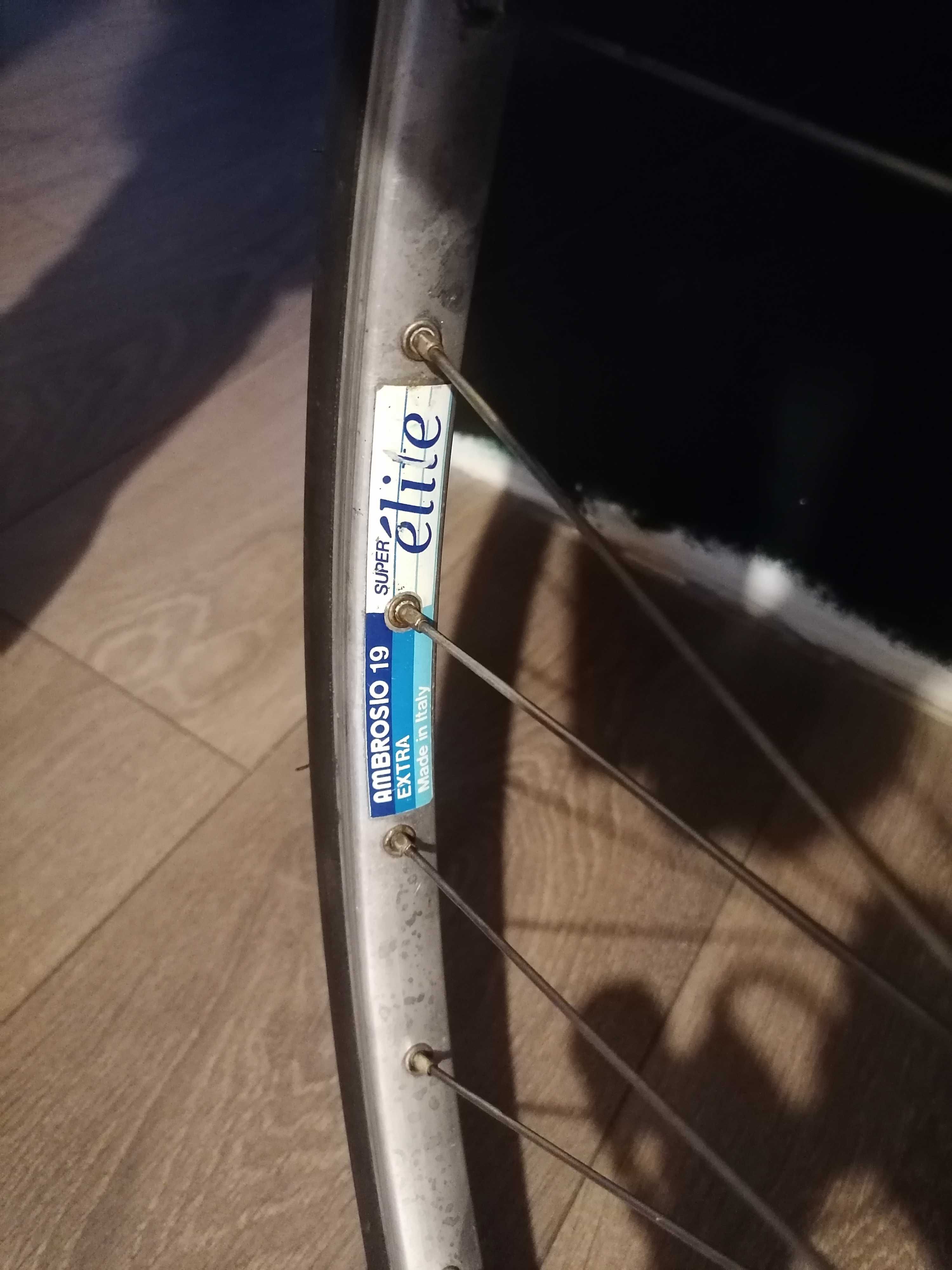 Rower szosowy Włoskiej firmy Ambrosio