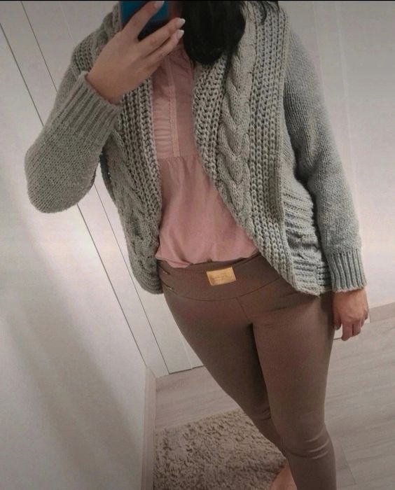 Szara sweter damski