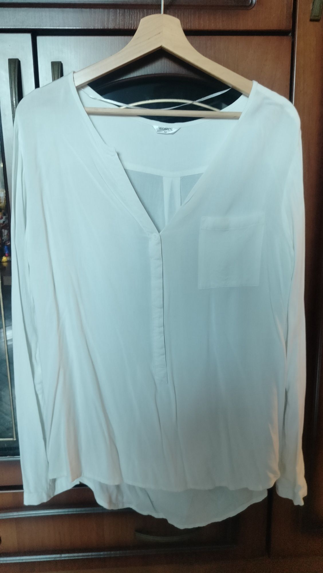 Biała bluzka koszulowa 42