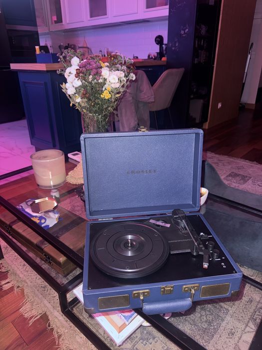Вініловий програвач Crosley Cruiser Navy