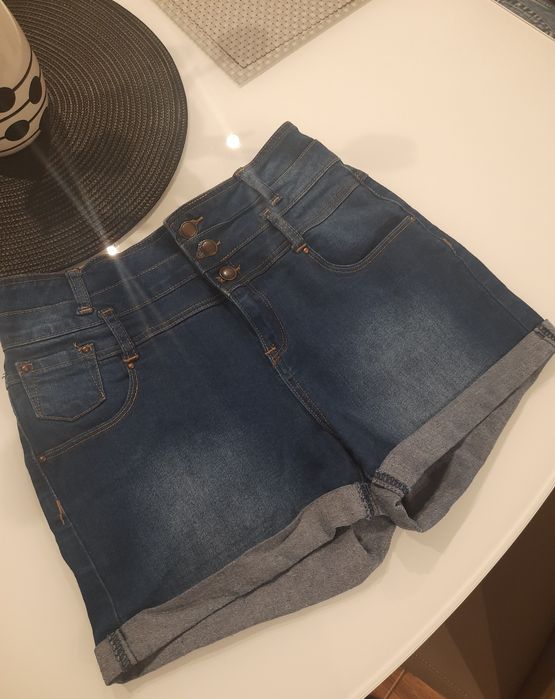Szorty jeansowe z wysokim stanem rozm. 40