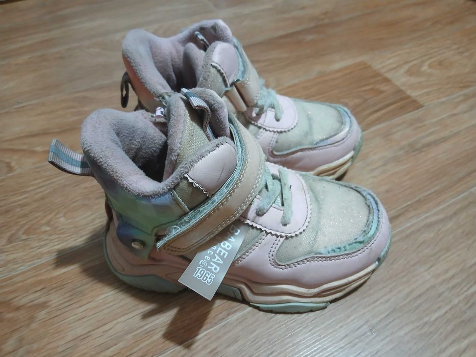 Дитячі осінні кросівки. Розмір 28