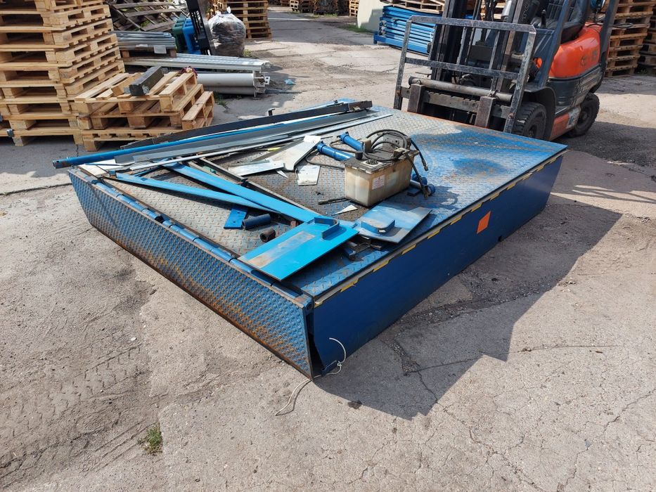 Rampa załadunkowa sprawna