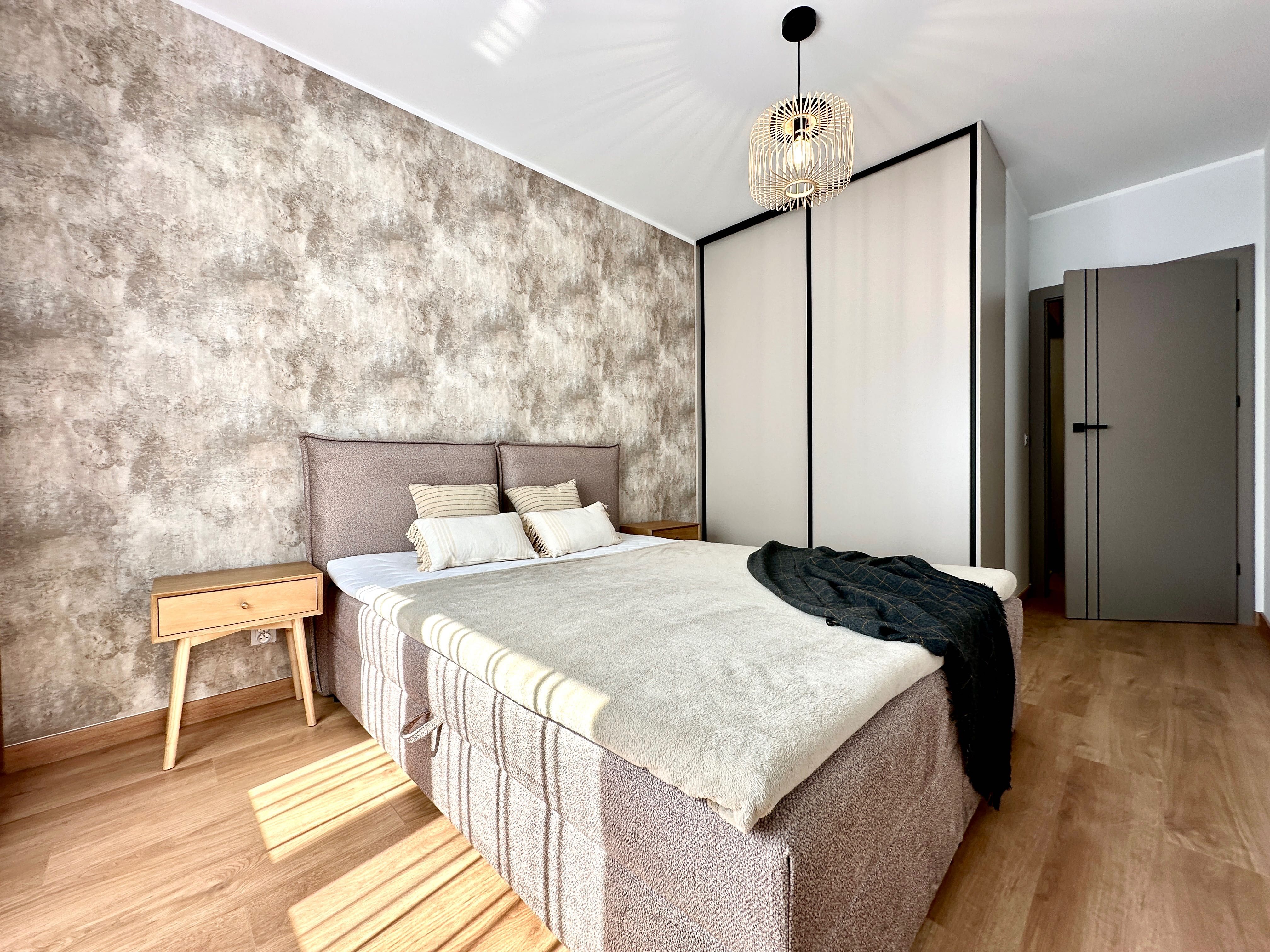 ul. Ślężna _ 3 pok _ balkon _ m. post. k.lok. _ pierwszy najem