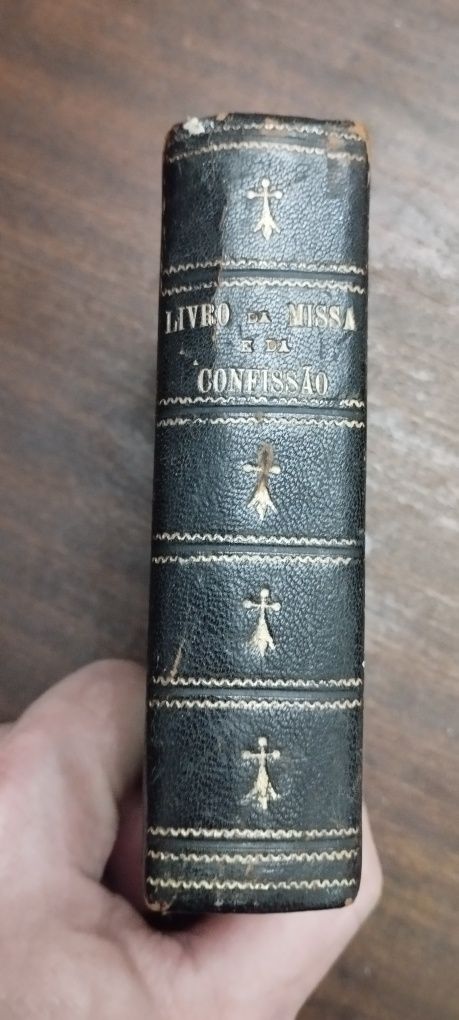 Pequeno Livro da Missa e da Confissão e Outras Devoções