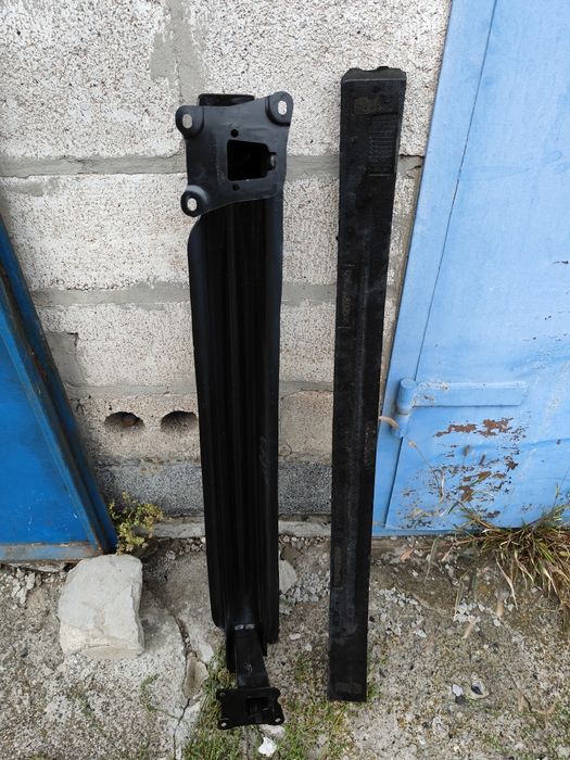 Усилитель заднего бампера с абсорбером VW GOLF 5, 6 универсал, оригина