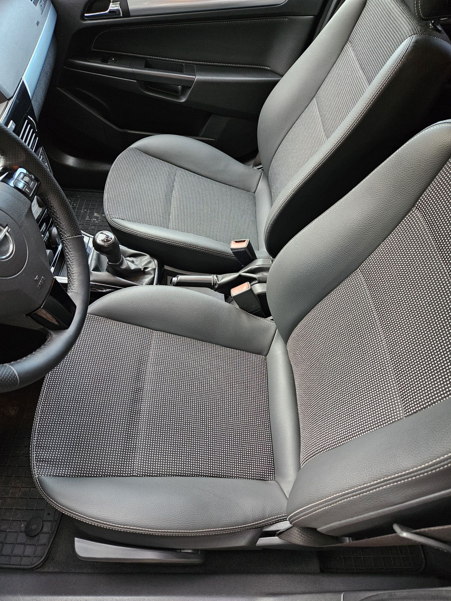 Opel Astra H 1.7 cdti 110 km