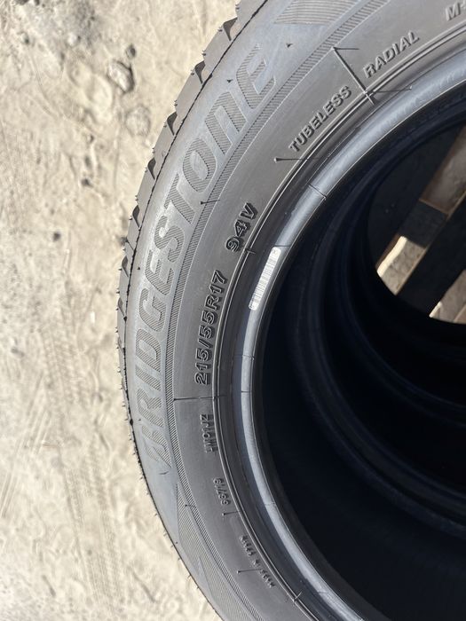 215/55 r17 Bridgestone Blizzak LM001 Резина зимняя 95%