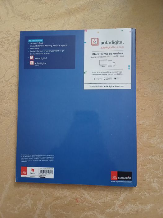 Manual - MySelfie 10 - Inglês - 10º ano (COMO NOVO)