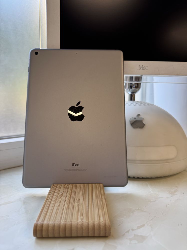 ipad 6 9.7 128Gb WiFi Space Прекрасний стан, без ремонтів, рідний АКБ!