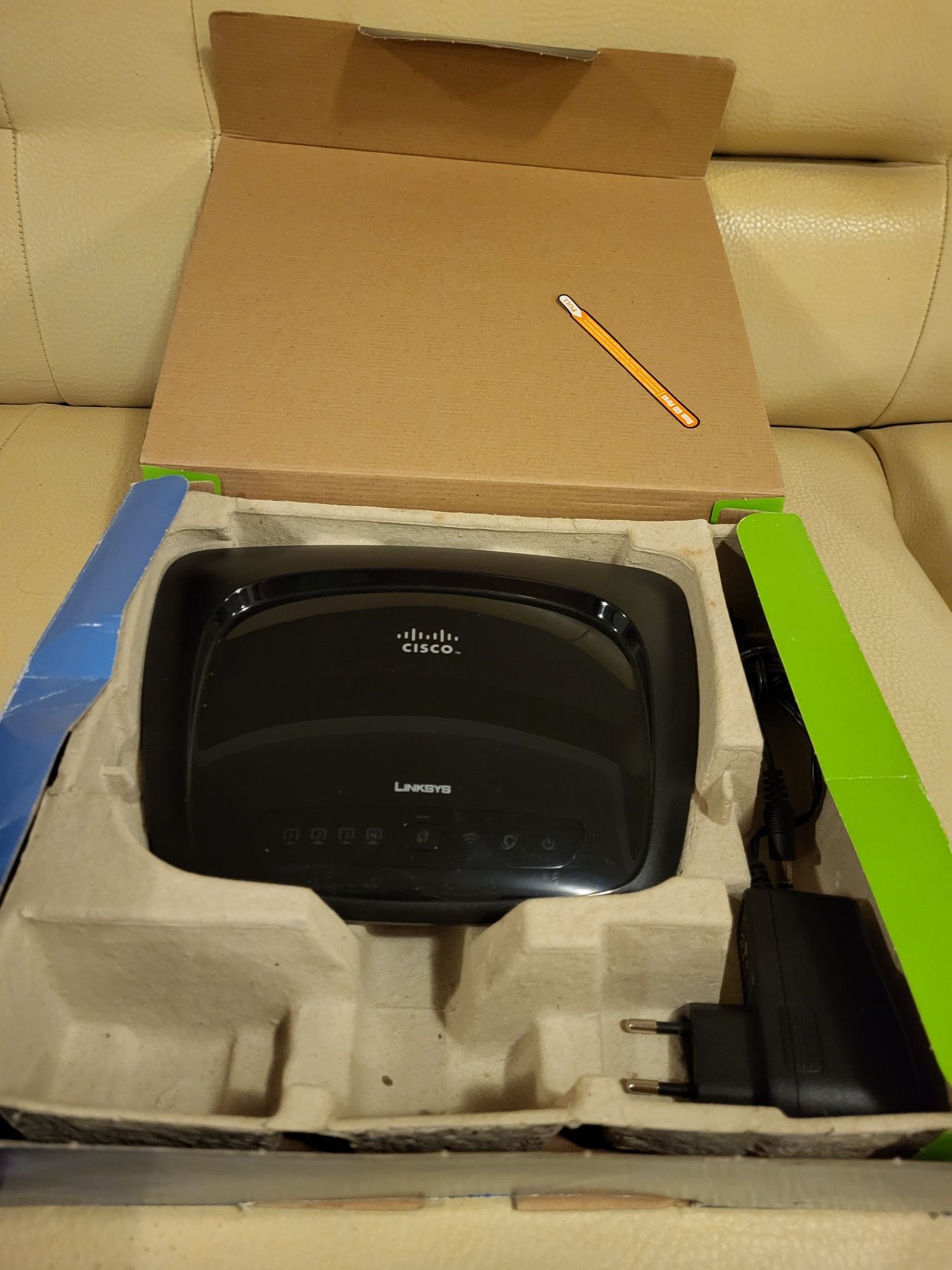 Router Linksys Cisco WTR 120N
