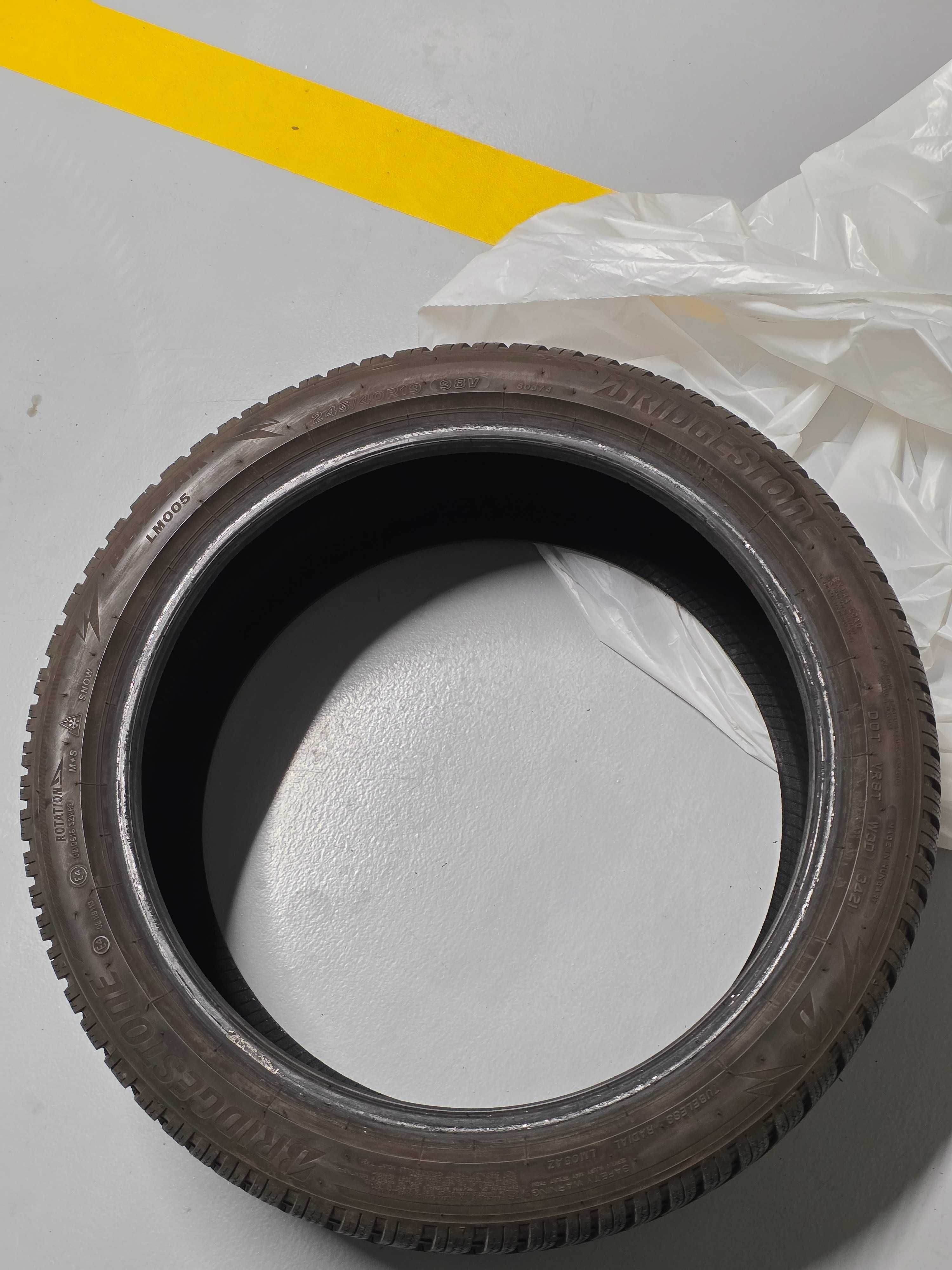 Opony zimowe Bridgestone Blizzak LM005 245/40R19 98 V XL