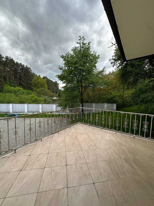 Продаж будинку біля соснового лісу — с. Бірки