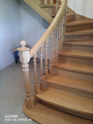 Виготовляємо дерев'яні сходи