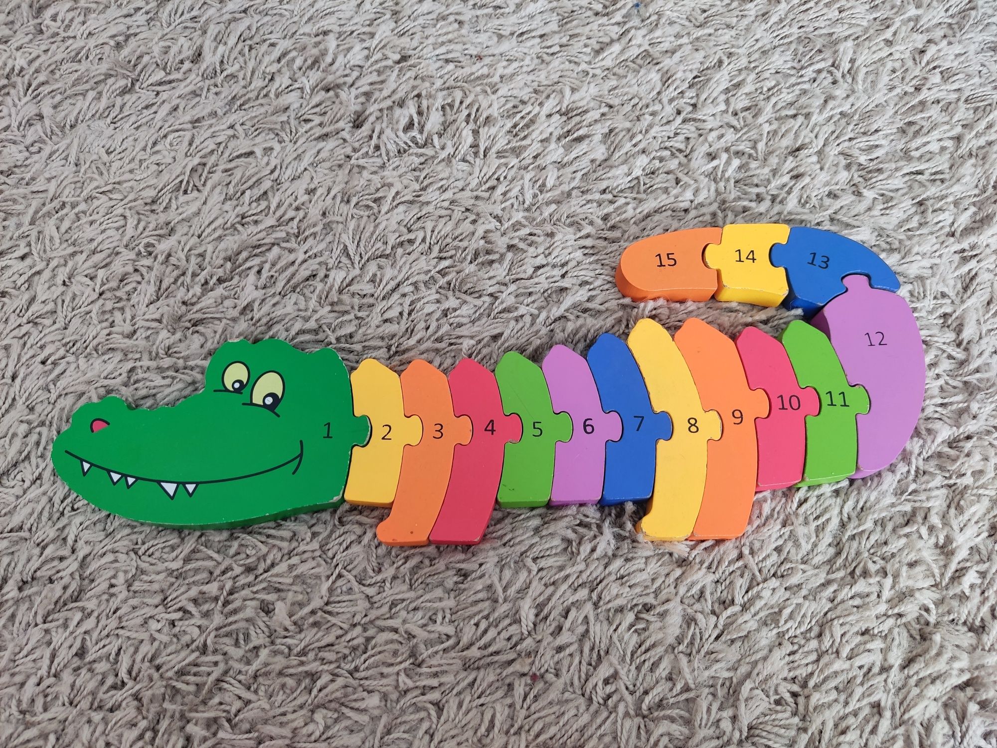 Puzzle Crocodilo em Madeira - Brinquedo Montessori (15 peças)
