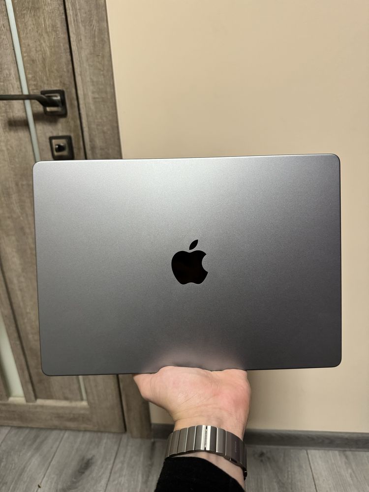 Macbook pro 14 m1 pro 16/512gb