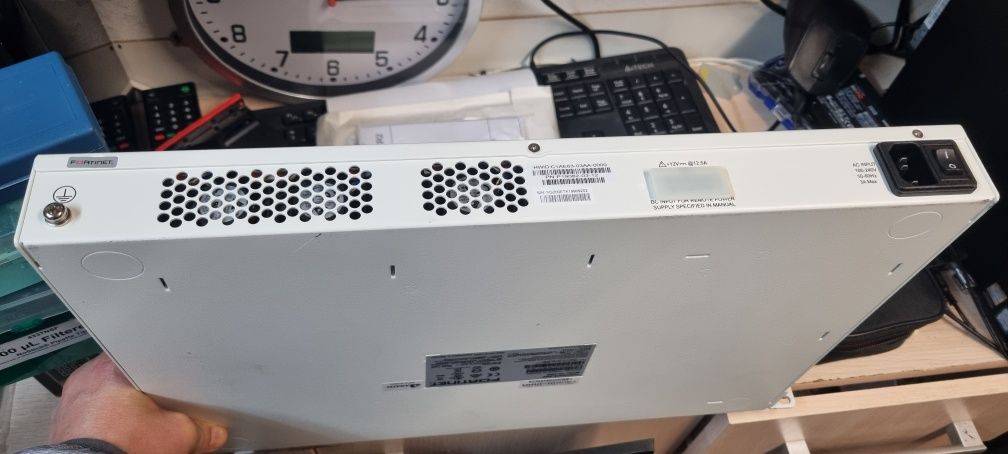 Router Fortinet FortiGate 200e