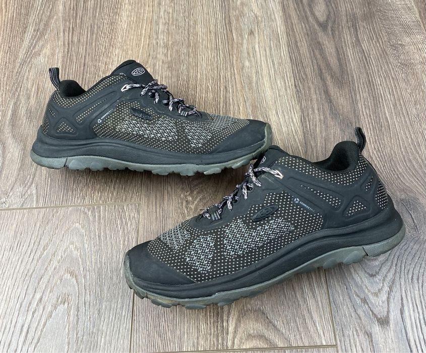 Трекінгові Кросівки Keen 37.5-38 salomon