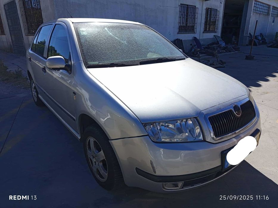 Para peças Skoda Fabia I 1.4 16V ano 2001