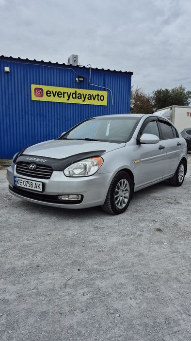 Hyundai Accent автомат с газом е4