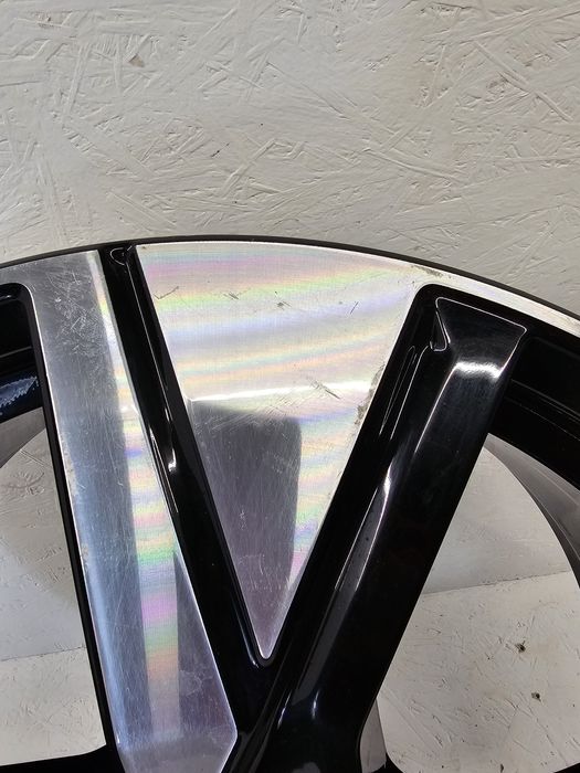 Felga Volvo XC40 5x108 19" 7,5J ET50,5