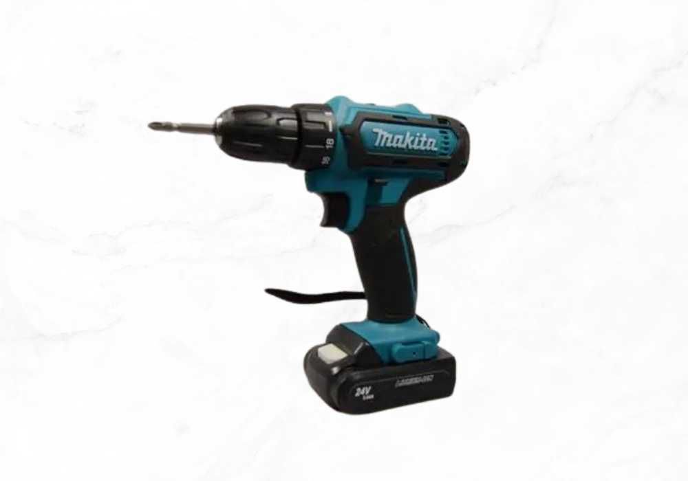 Шуруповерт Makita 24V,  набір інструментів, запасний акумулятор