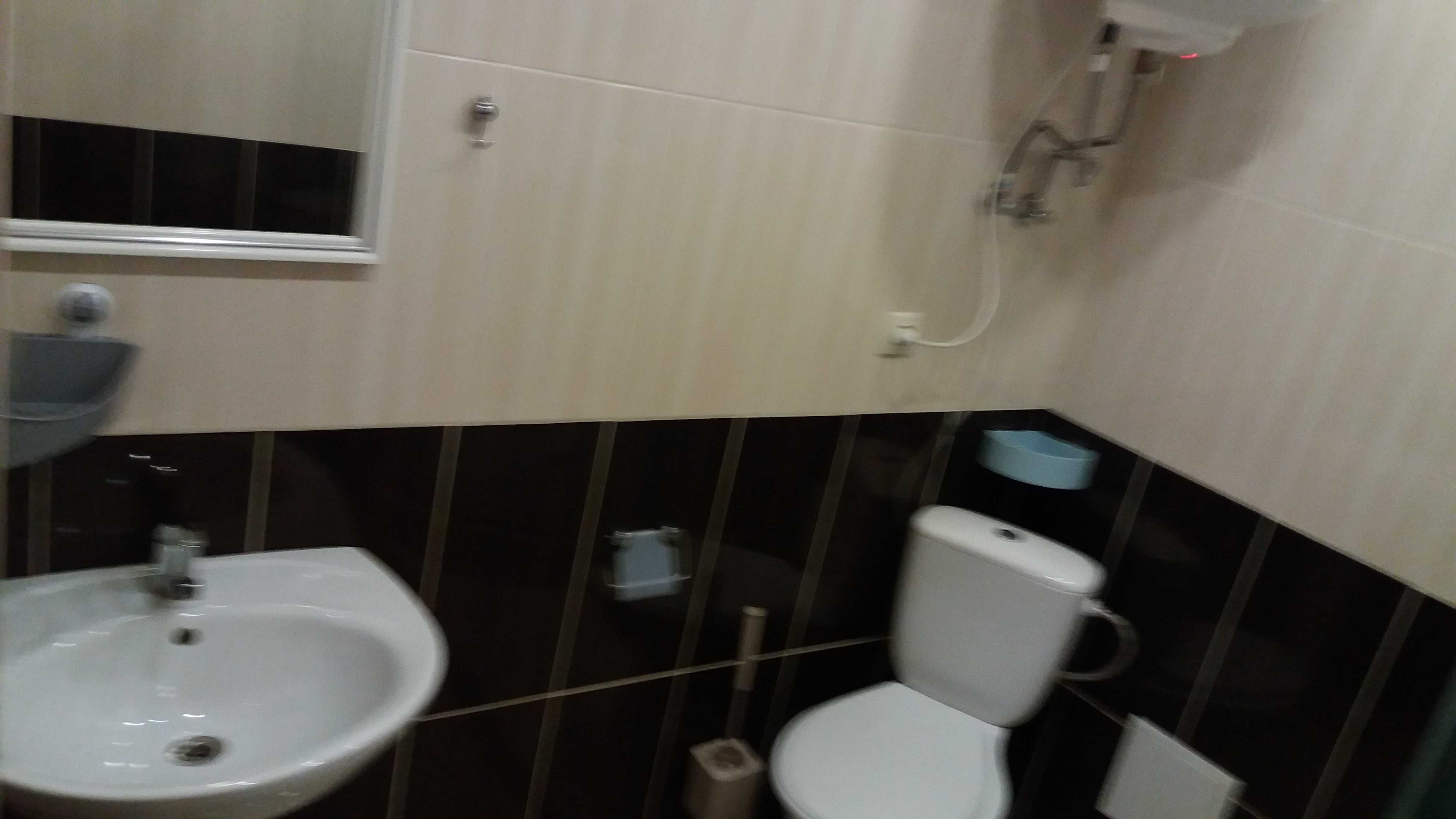 Сдам свою 1 квартиру- студию  в центре , ул. Греческая, р-н ТЦ Афины ,