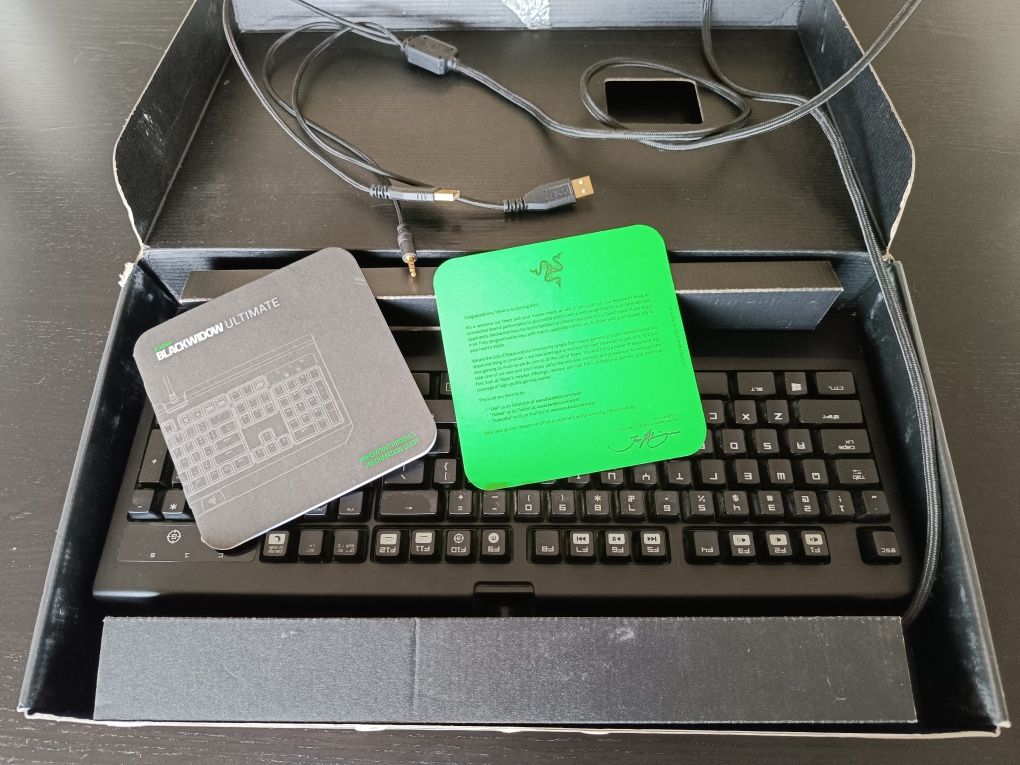 Razer BlackWidow Ultimate - Edição 2016 (Layout Inglês)