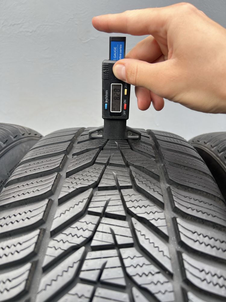 Резина зима 2023 Нова 225/40/r18 98V Hankook Winter Icept Evo 3 HRS