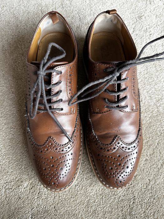 Sapatos Derby castanhos Zara