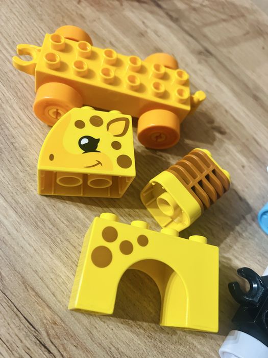 Конструктор LEGO Duplo Потяг з тваринами