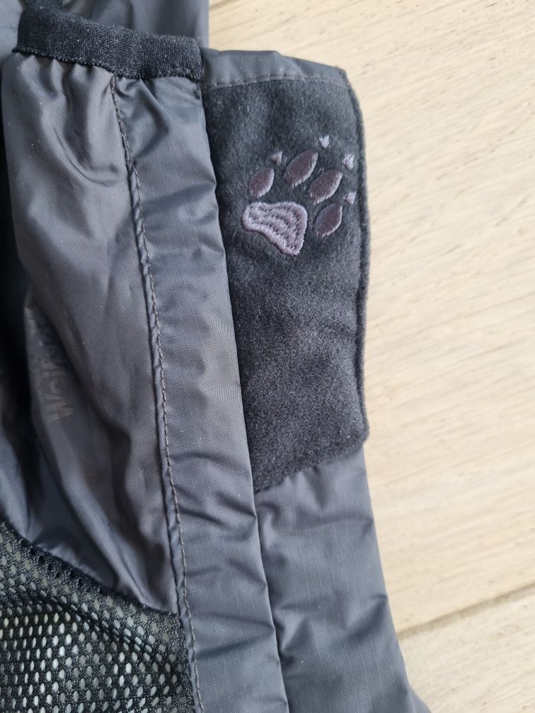 Kurtka  wiatrówka Jack wolfskin. Rozmiar 152.