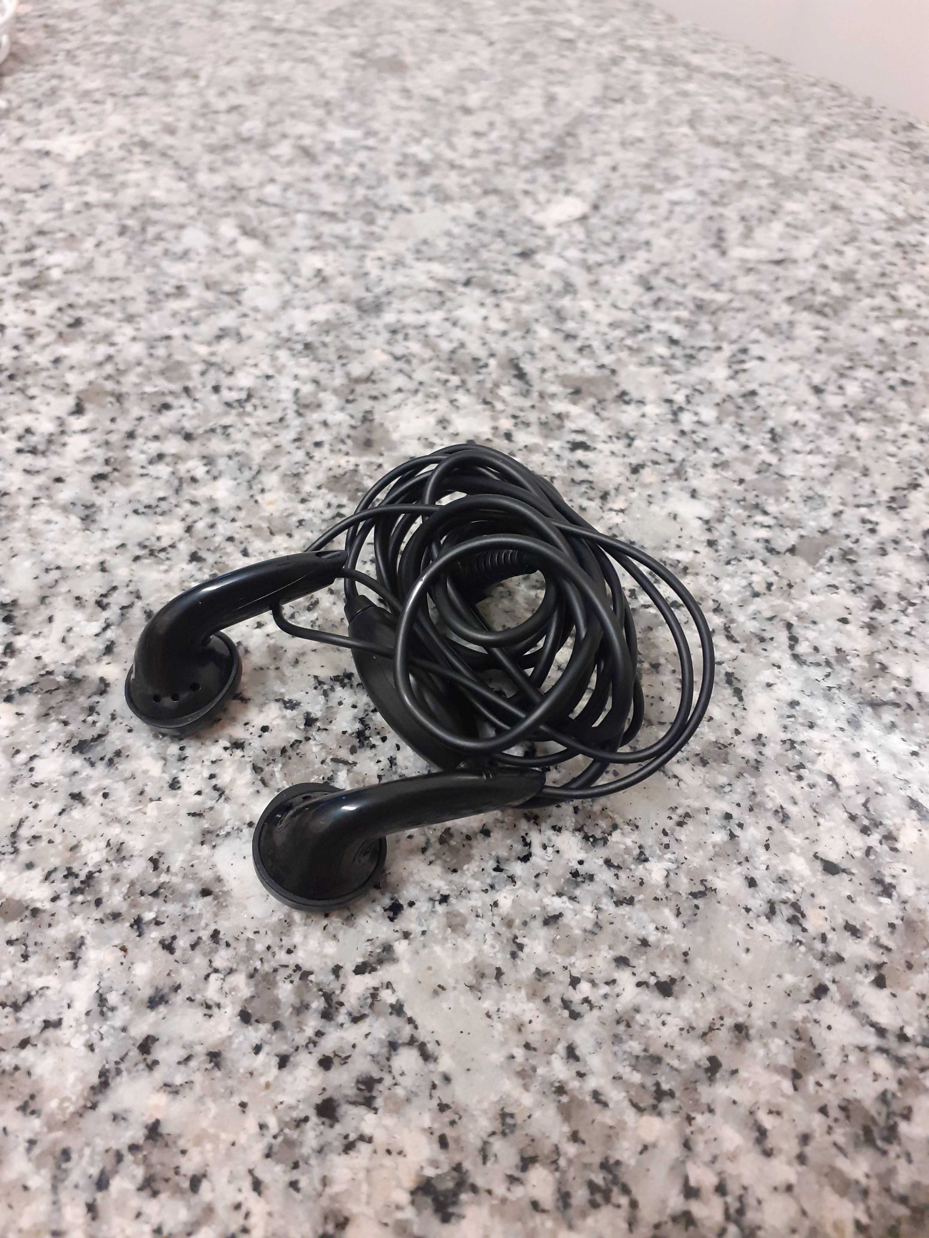 Fones de Ouvido nunca usados