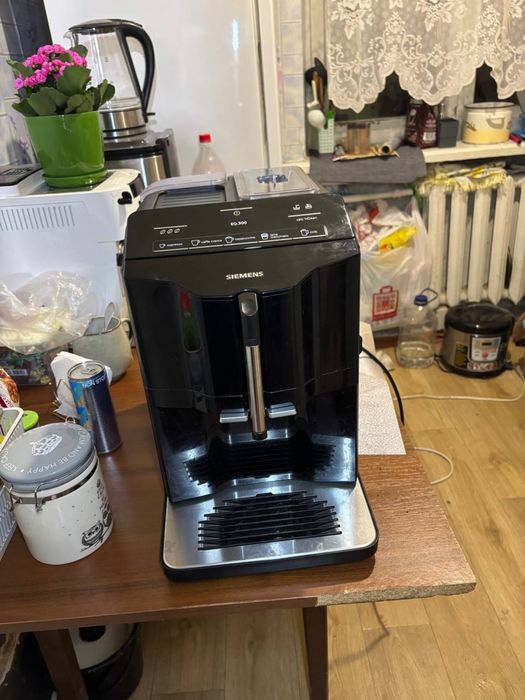 Кофе машина siemens EQ.300