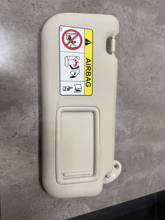 Козырек солнцезащитный 7431002P50A0 Toyota