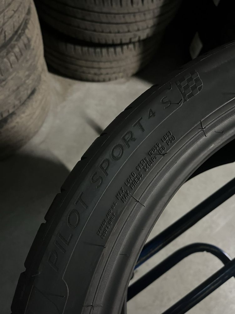 295/35/20+255/40/20 R20 Michelin Pilot Sport 4S 4шт нові
