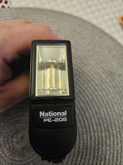 Lampa błyskowa National PE-205