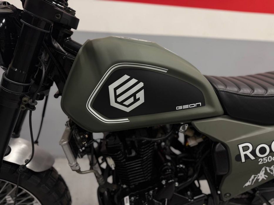 Мотоцикл GEON Rockster 250 FE On-road