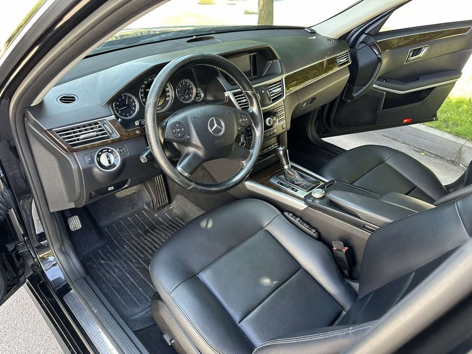Продам Mercedes-Benz E-Class 1.8i GAZ 2012