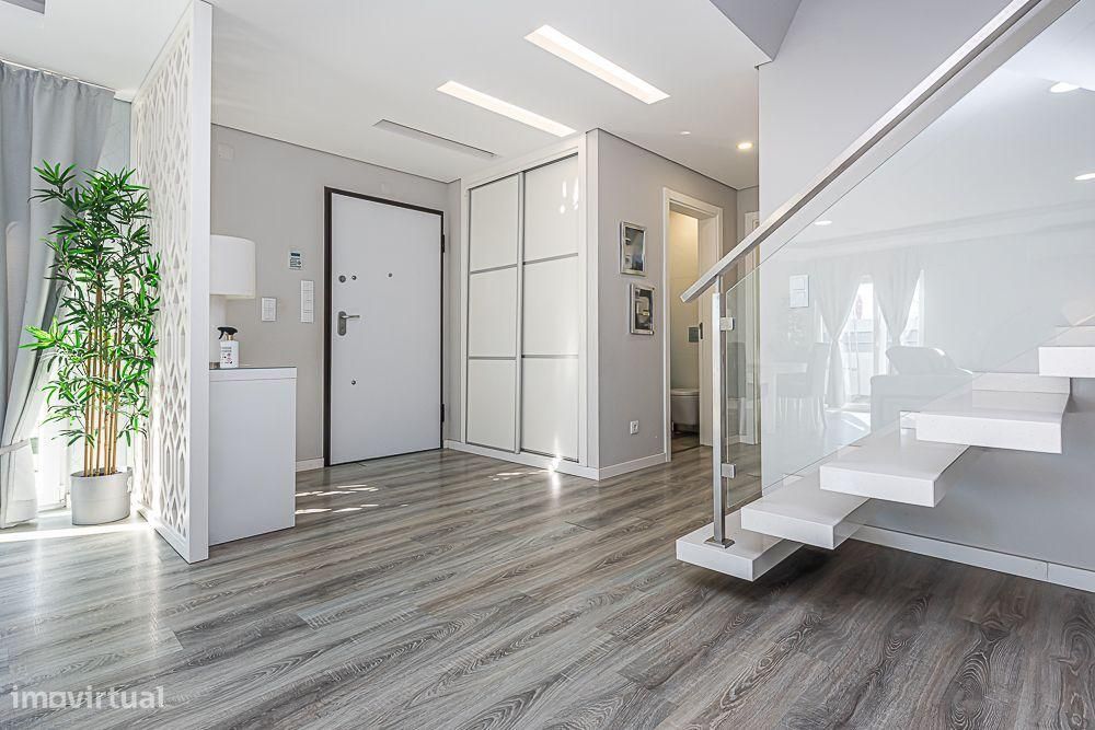 Moradia T4 à venda em Fernão Ferro