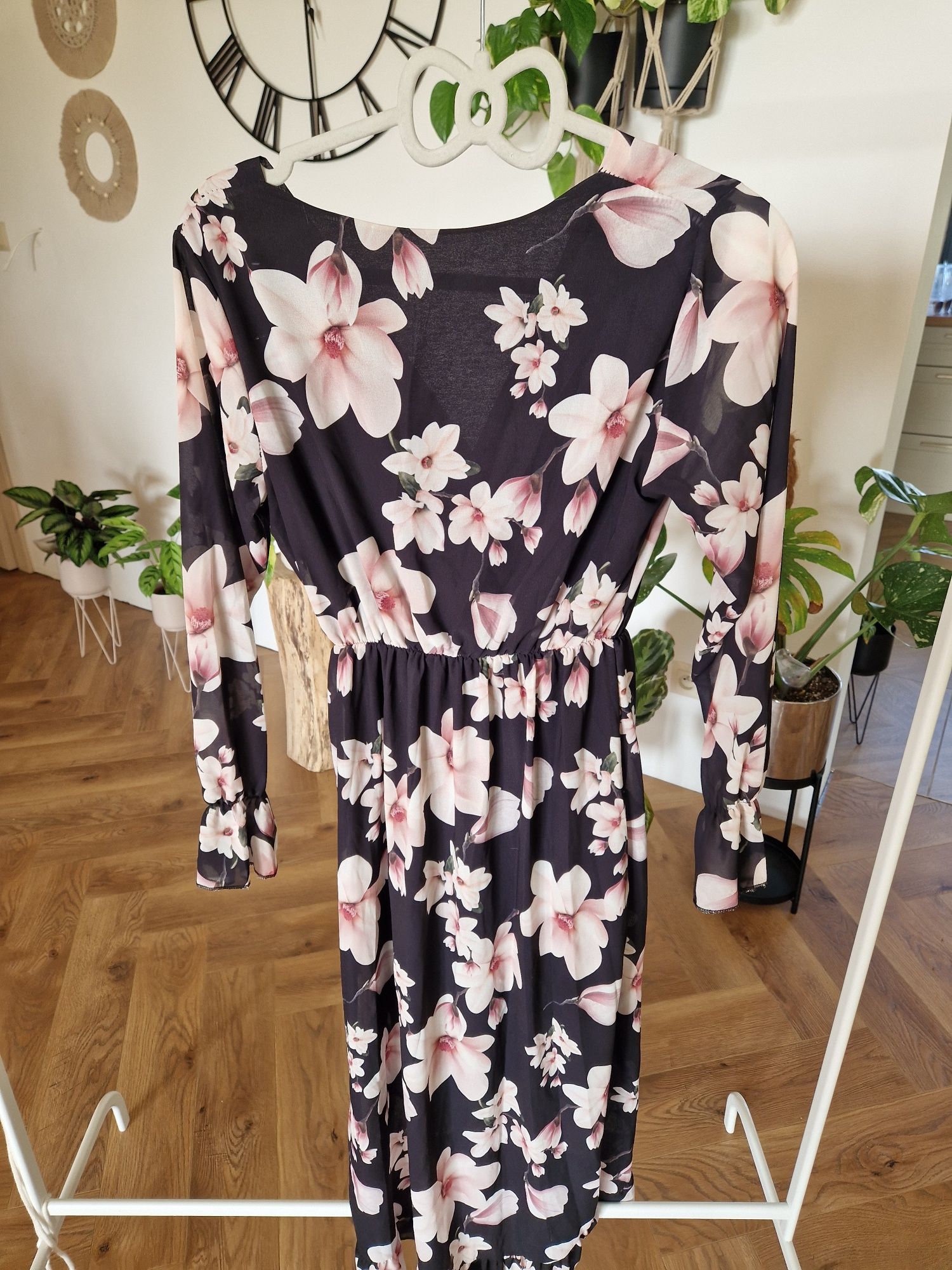 Długa czarna sukienka w kwiatki dollyglamshop