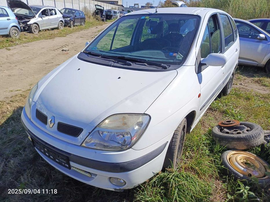 Renault scenic części drzwi maska zderzak