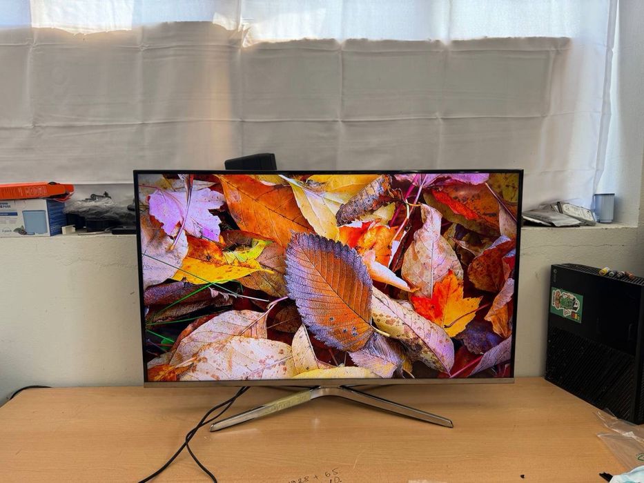 Телевізор Samsung – 40 дюймів, Full HD